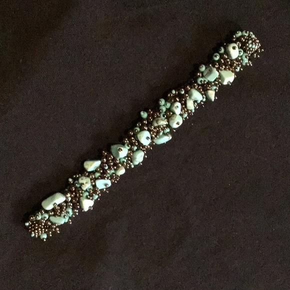 Metal and stone bracelet with magnetic clasp - Picture 2 of 3